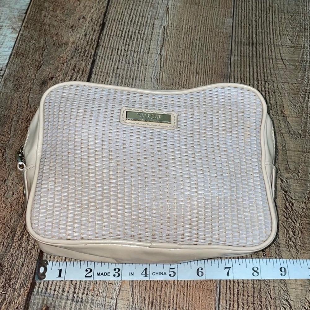 Versaceclutch . Inside needs to be cleaned has makeup powder and eyeshadow